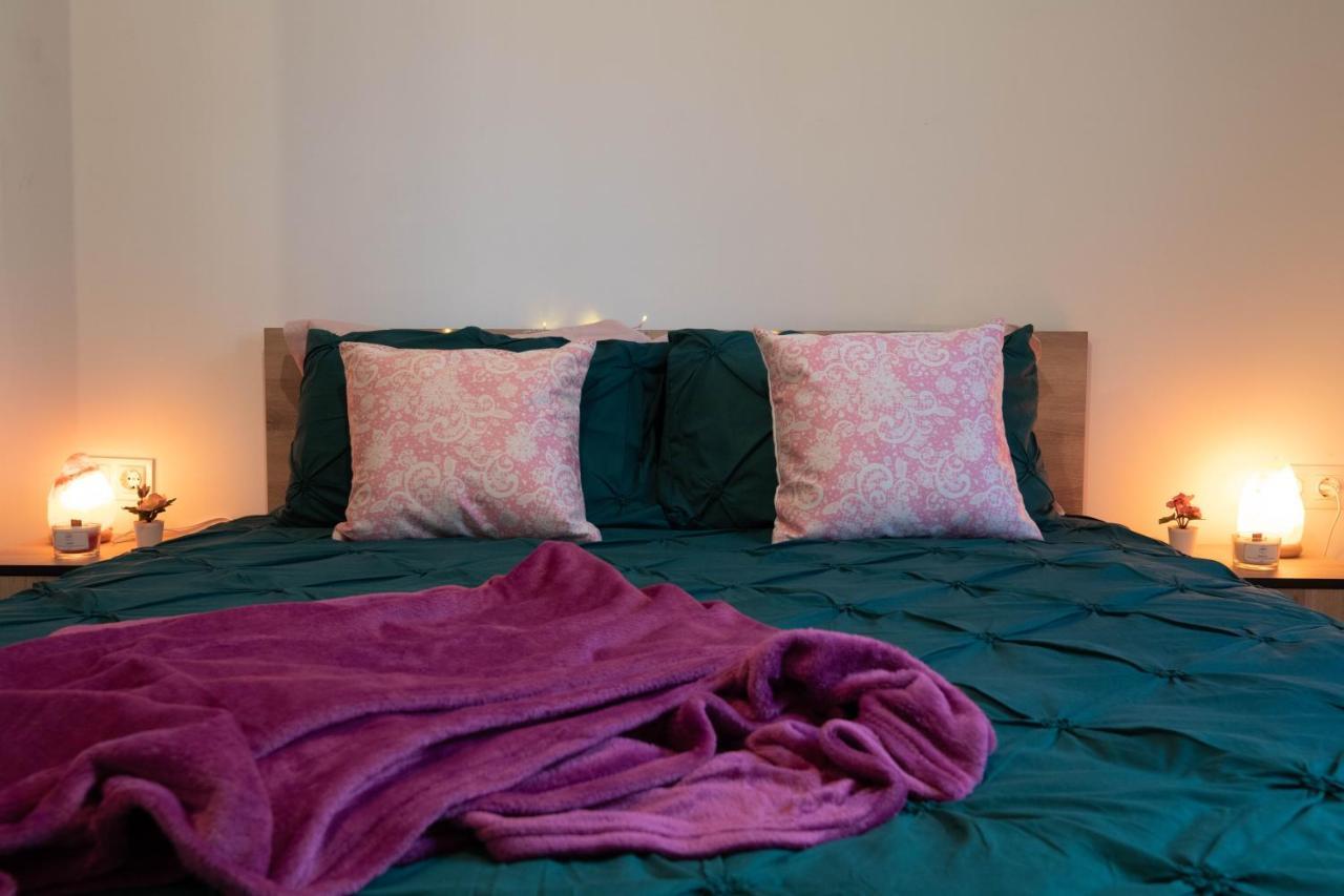 Apartament Vintage Bohemian Paradise With Xbox Series X For Big Groups Sofia